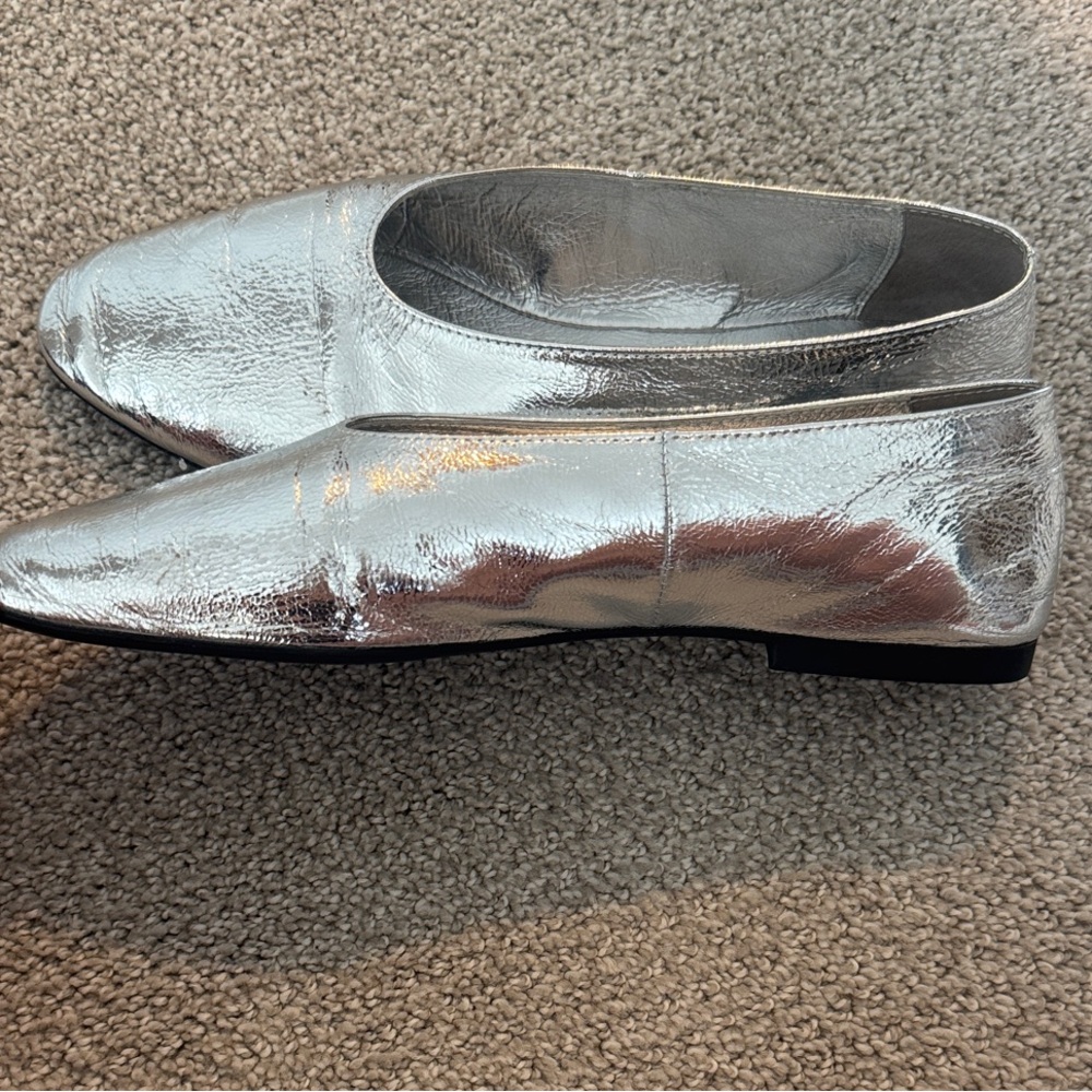 Jeffrey Campbell Silver Metallic Flats - Picture 4 of 6